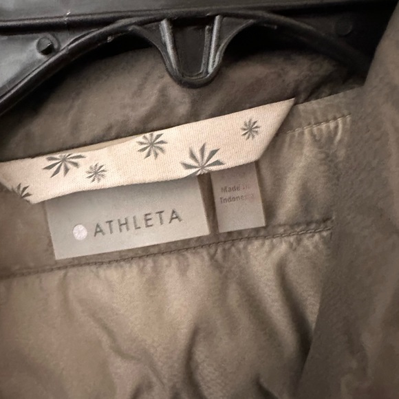 Athleta WOMENS Jacket green color - Picture 2 of 3